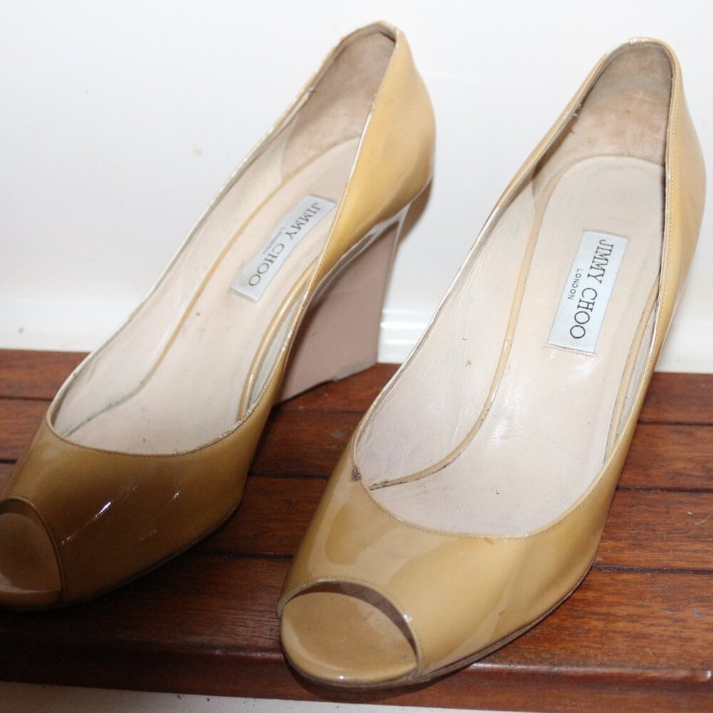 Jimmy Choo Women’s Nude Patent Leather wedge 4" heels US 11